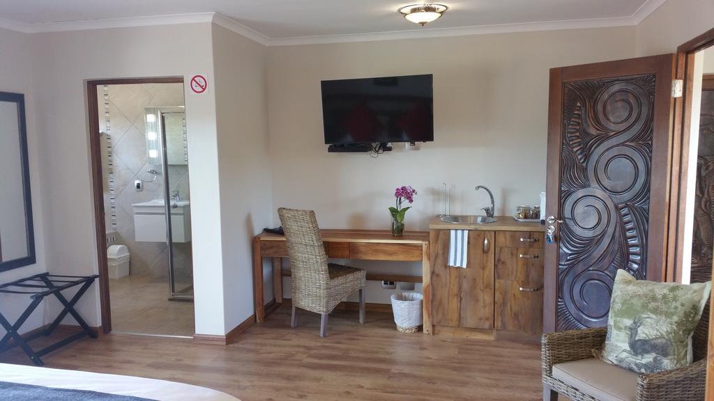 Lala Panzi B&B Плеттенберг-Бей Экстерьер фото